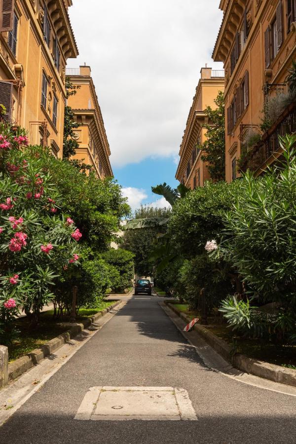 Borghese Magnolia * Rom